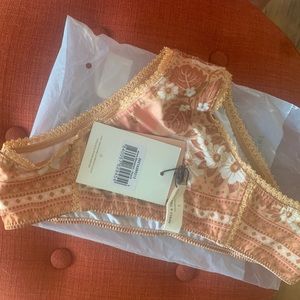 Spell bloomers NWT Small